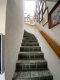 Großzügiges Ein- bis Zweifamilienhaus in absolut ruhiger Lage von Bettrath - Massive Treppe zum Obergeschoss
