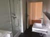 Gemütliche und gut geschnittene Zweizimmerwohnung mit schöner Aussicht - Bad mit Dusche...