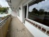 Gut geschnittene Dreizimmerwohnung mit Balkon und Garage in zentrumsnaher Wohnlage - Balkon