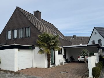 Freistehendes Einfamilienhaus in toller Lage von Korschenbroich, 41352 Korschenbroich, Einfamilienhaus