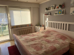 Schlafzimmer 1. OG - Gepflegtes Mehrfamilienhaus mit traumhaftem Grundstück in toller Lage von Saarn