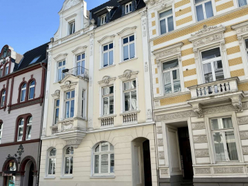 Maisonettewohnung in denkmalgeschütztem Mehrfamilienhaus, 41061 Mönchengladbach, Wohnung